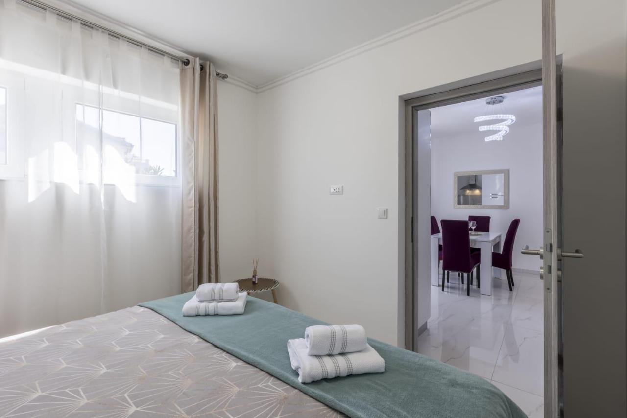 Royal Rose Gold Apartment Vodice Luaran gambar