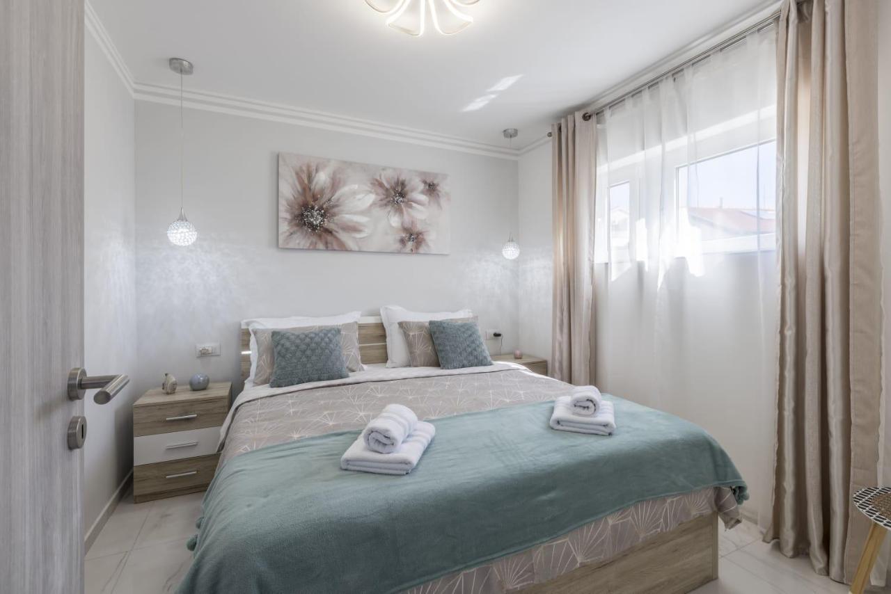 Royal Rose Gold Apartment Vodice Luaran gambar
